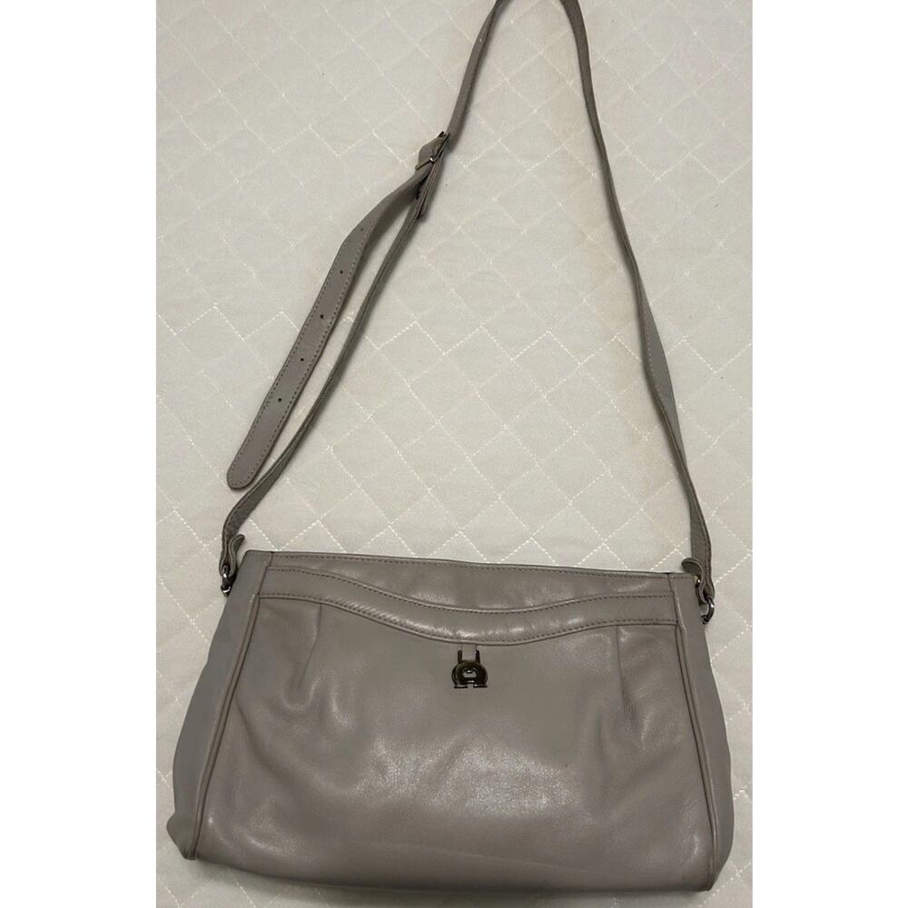 Vtg Etienne Aigner Leather Beige Crossbody Bag Shoulder Purse Brass Accent Retro